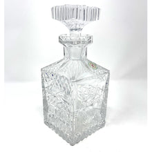 Load image into Gallery viewer, Claddagh Decanter - SQUARE